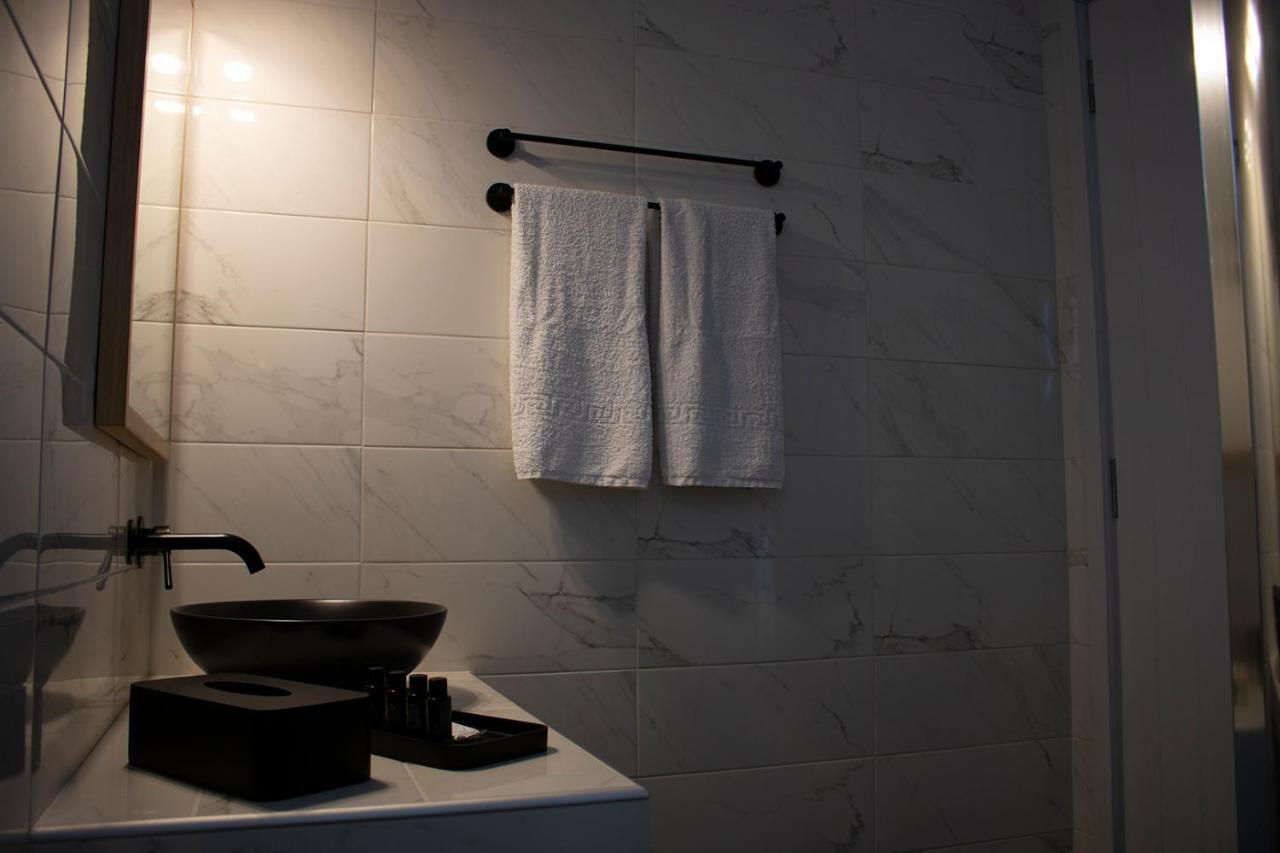 Agnadema Luxury Residences Schoinoussa Luaran gambar