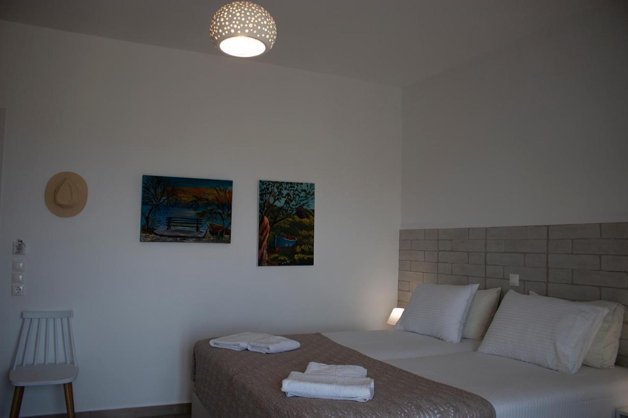 Agnadema Luxury Residences Schoinoussa Luaran gambar